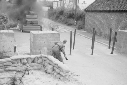 Britain’s Coast at War
